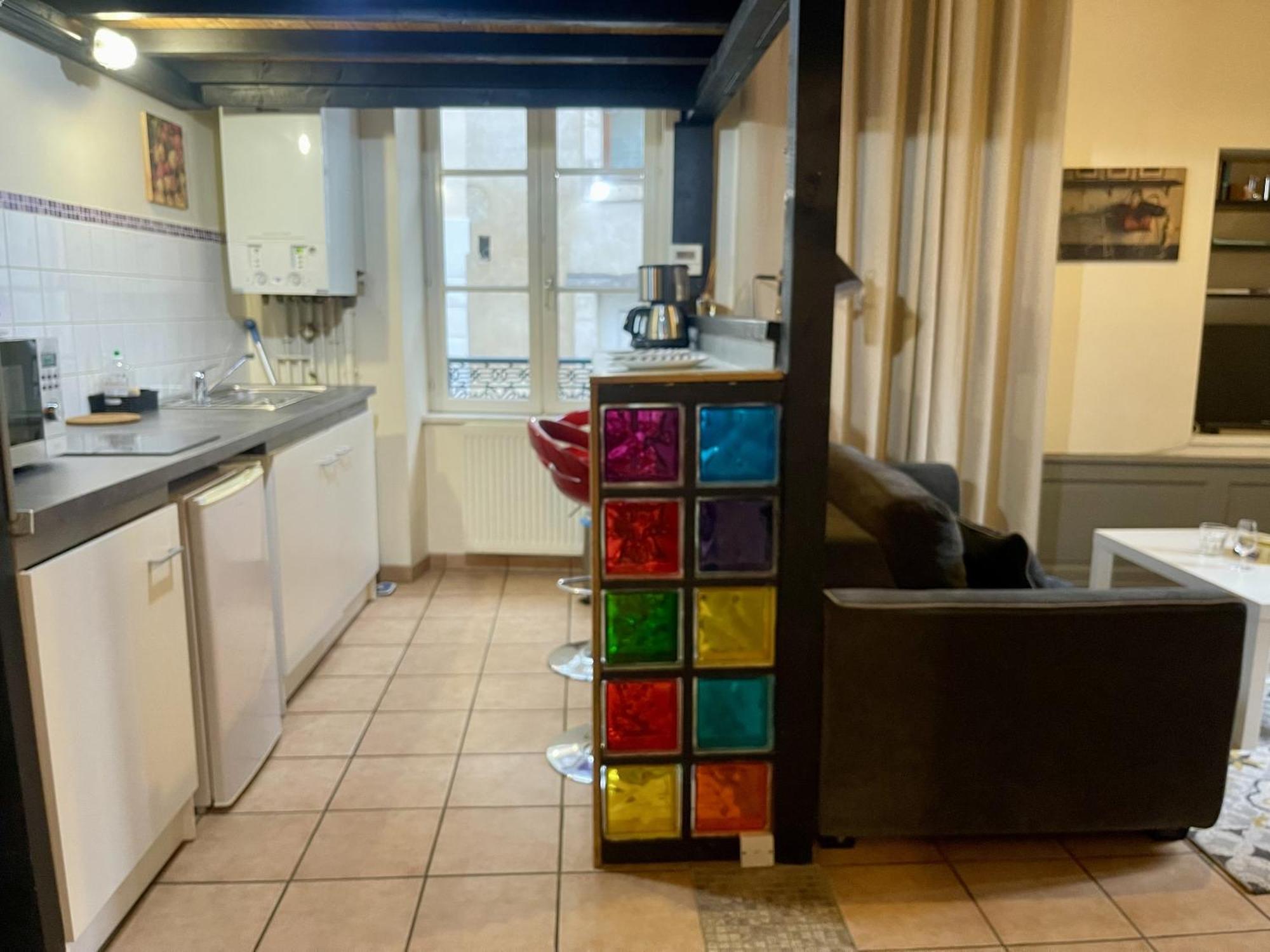 Appartement Le Cadet Roussel Auxerre Les Quais Luaran gambar